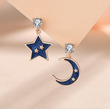 Luna-Earrings-3SQ-e1746622967147